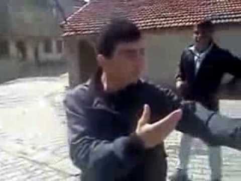 Atarlı Mahallenin Giderli Genci Video Alkışlarla Yaşıyorum