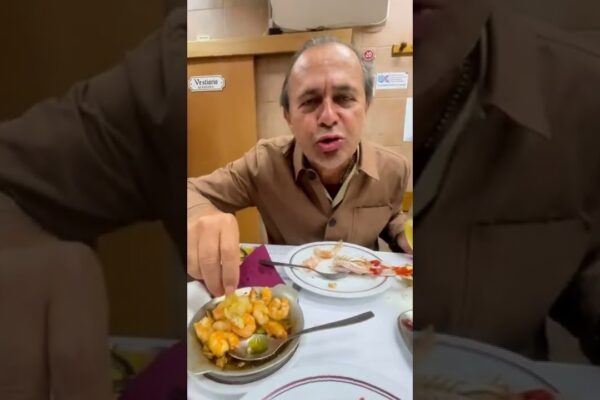 Ayhan Sicimoğlu yıllar sonra ekmeği tekrar düşürüyor.