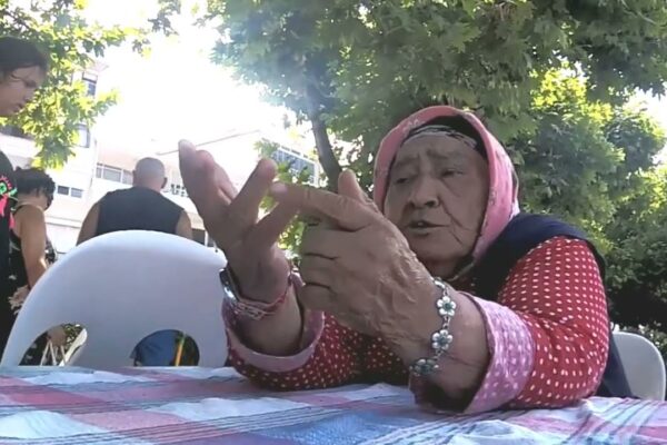 Ne İstediğini Bilmeyen Teyze | Otostop Sohbetleri