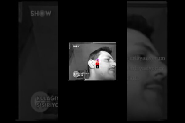 Kulağıyla Balon Şişiren Berber