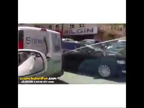 Ekmek Parası İçin Araç Çekim İşinde Çalışan Koca Yürekli Superman